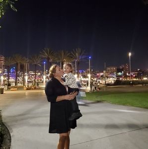 Meet your Posher, Carolina